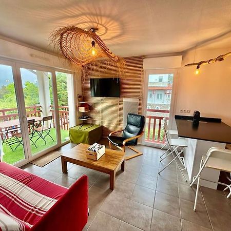 Grand Appartement - Piscine - Plage- Terrasse Saint-Jean-de-Luz Exterior photo